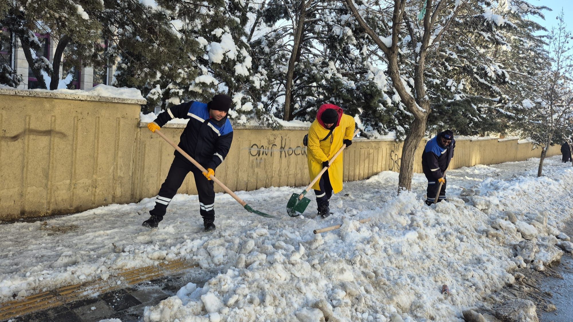 Kaldırım Temizliği (1)