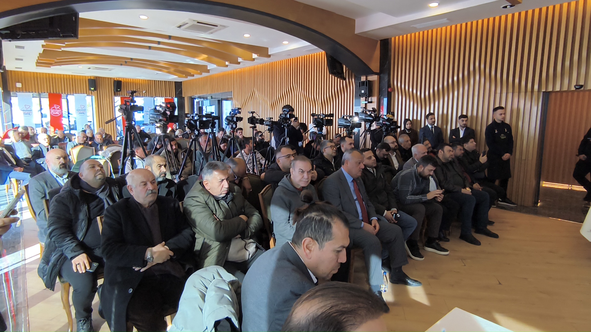 Maraş Gazeteci̇ler Vali̇ Fi̇rat (7)