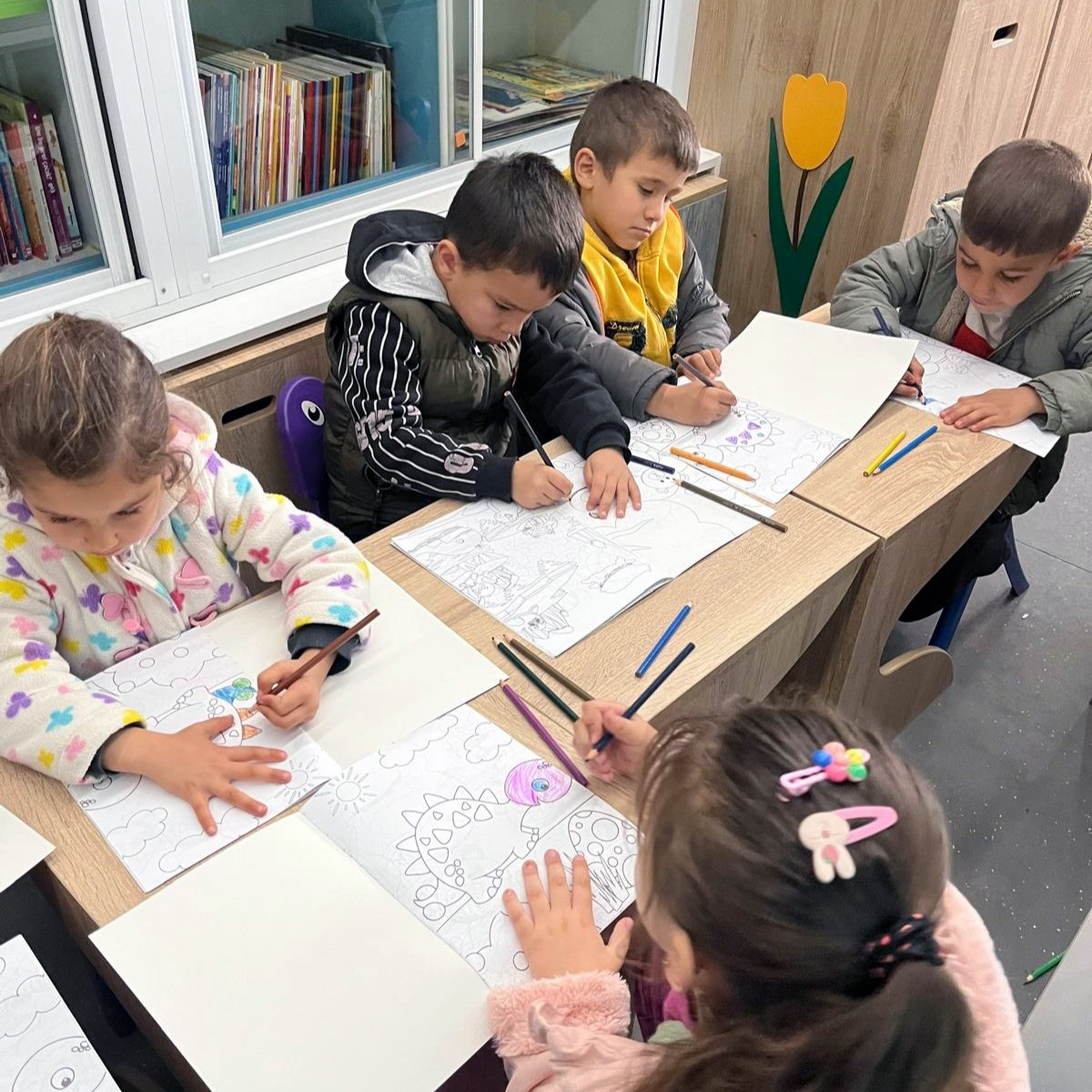 Mobil Çocuk Kütüphanesi (9)-1