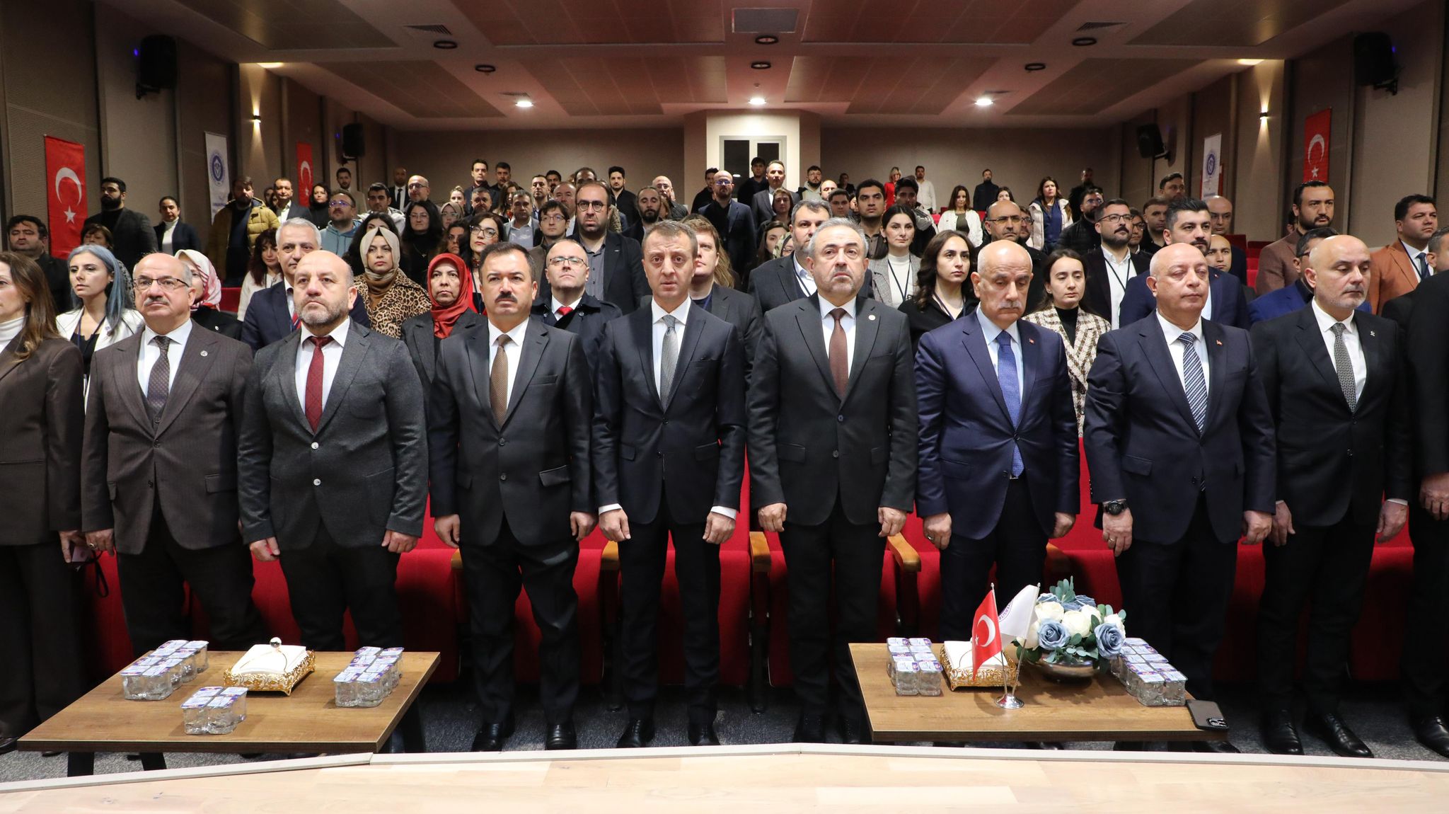 1537E438 44B9 4Fab B22F Edf2218Afb9C