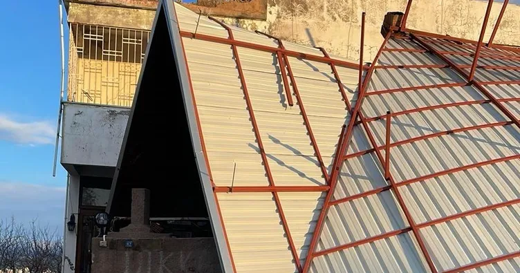 752X395 Kahramanmarasta Ruzgar Catiyi Ucurdu Yuksek Gerilim Hatti Patladi 1772193405140