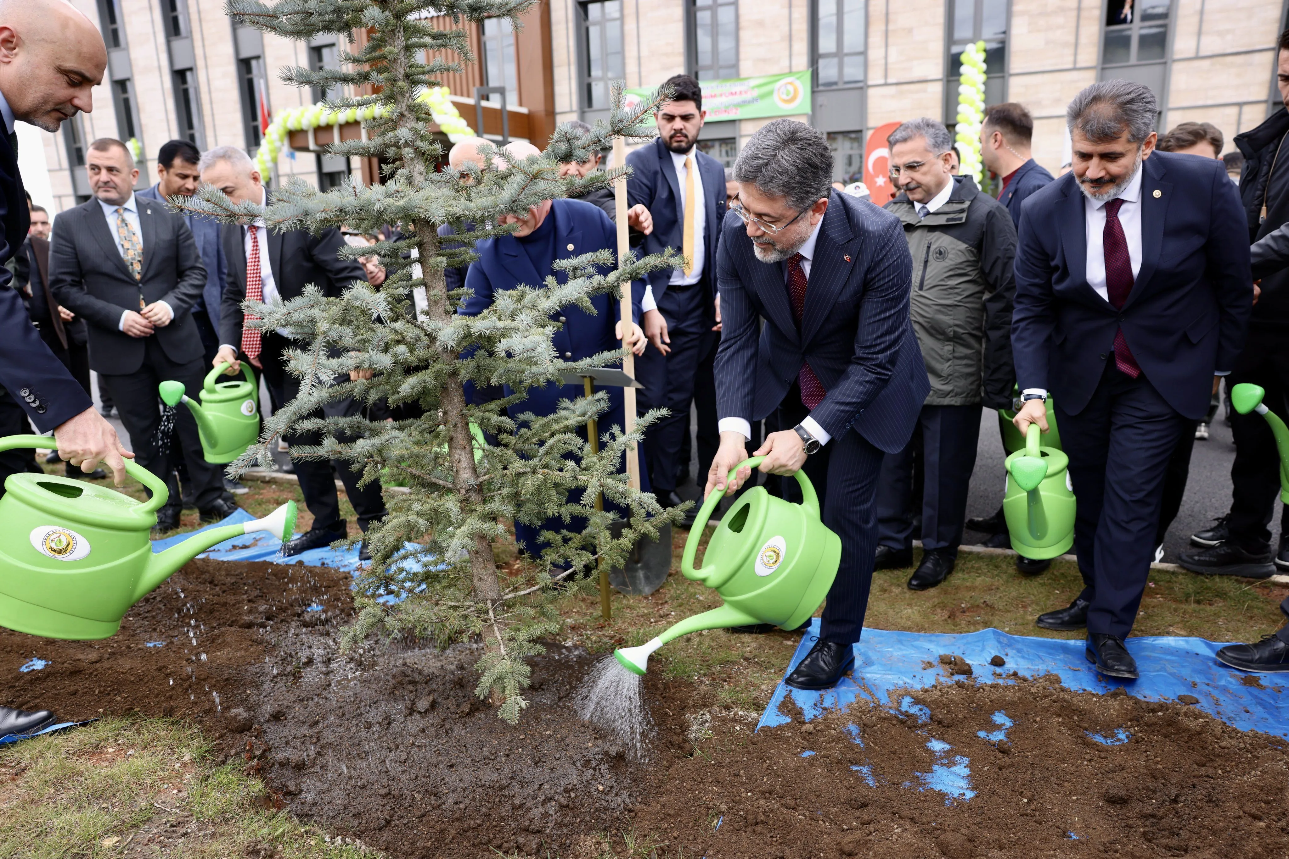 Bakan Yumakli Orman Bolge Mudurlugu Hizmet Binasi Acilisini Yapti 1