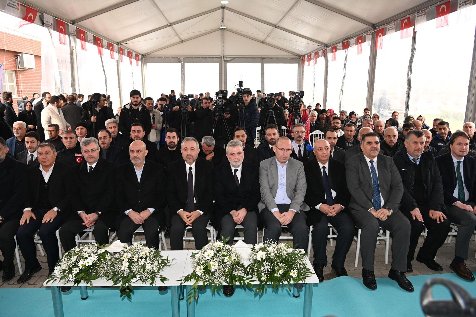 C368B511 D0Bd 4E3D A985 7098E33Df8Bf