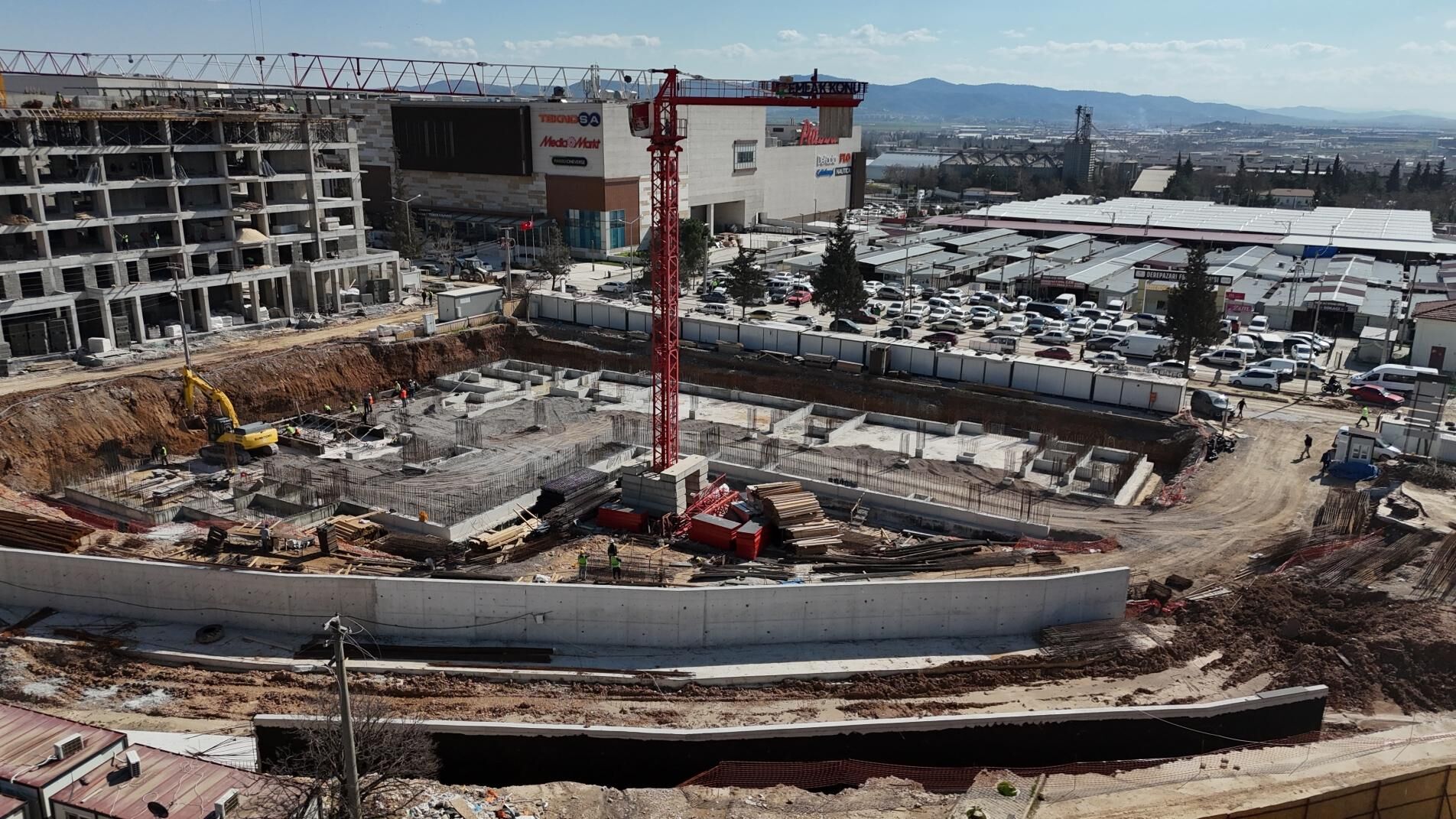 E24299Bf8D743F3B9B96F5F479E517C8