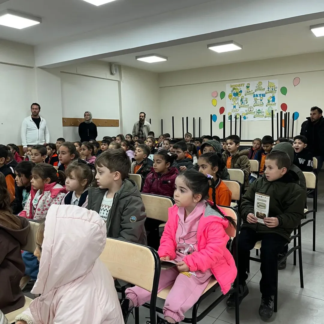 Ormanın Ezgisi Projemizin İlk Aşaması Devam Ediyor.açık Sahne Öğrenci Topluluğu’nun Yürütücülüğ (1)