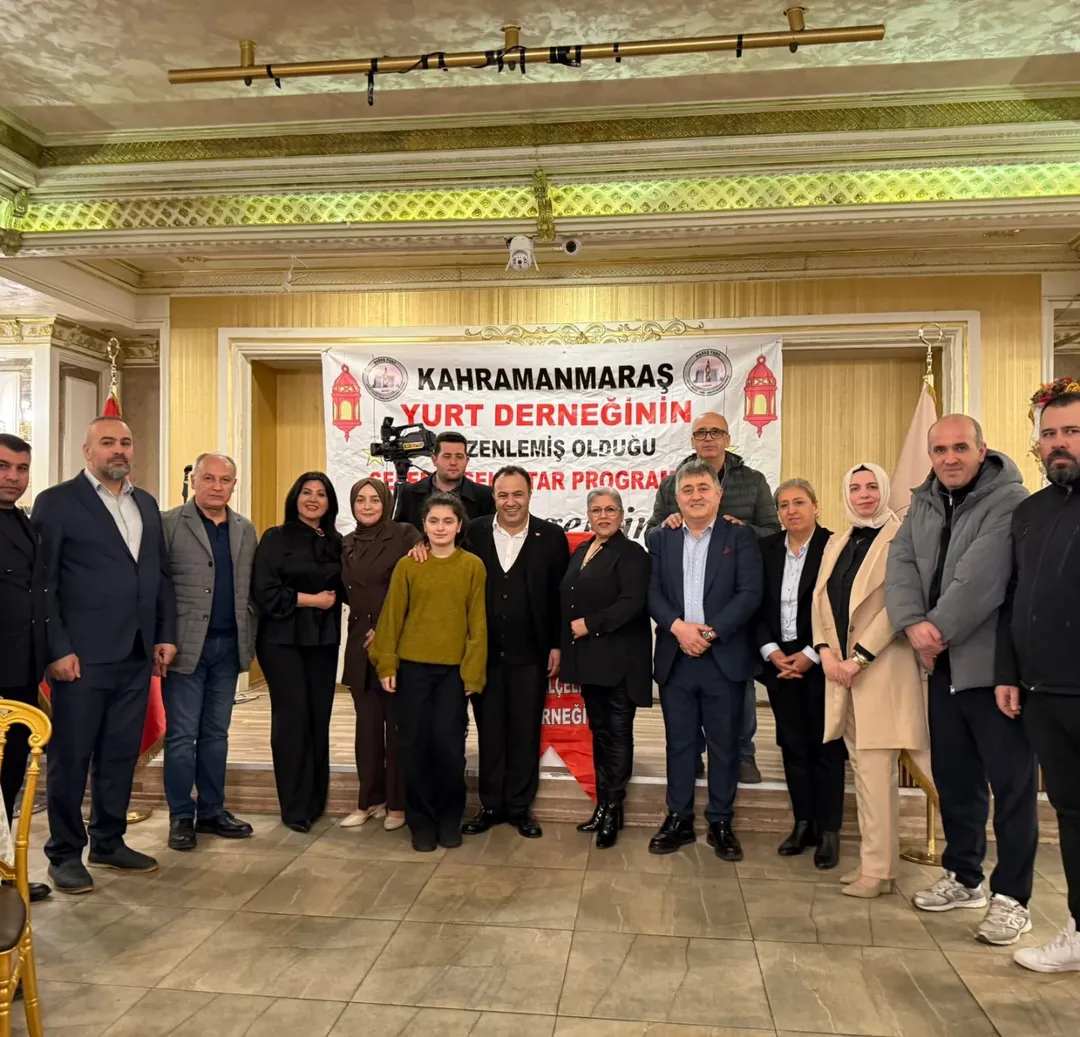 Programımıza Teşrif Edeneski Gençlik Ve Spor Bakanımız, Yeniden Refah Partisi Genel Başkan Yard (4)