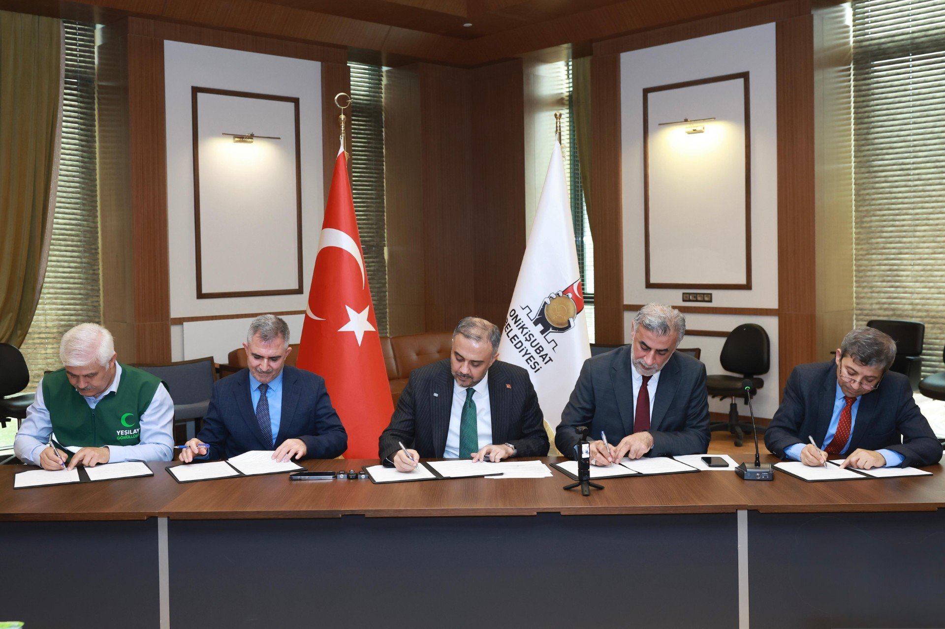 287F1B86 A34E 4896 9F00 4255B4E3F64E