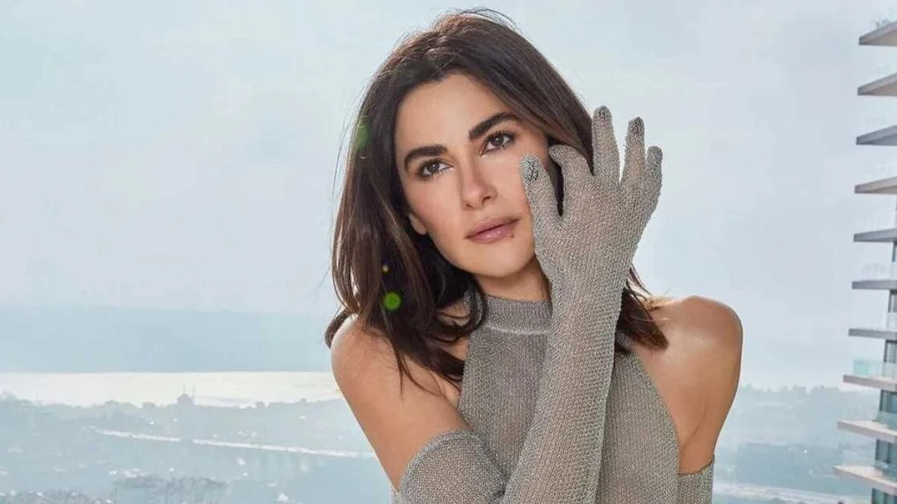 43 Yasindaki Nesrin Cavadzadeye 17Lik Rol Iddiasi Gercek Ortaya Cikti 1