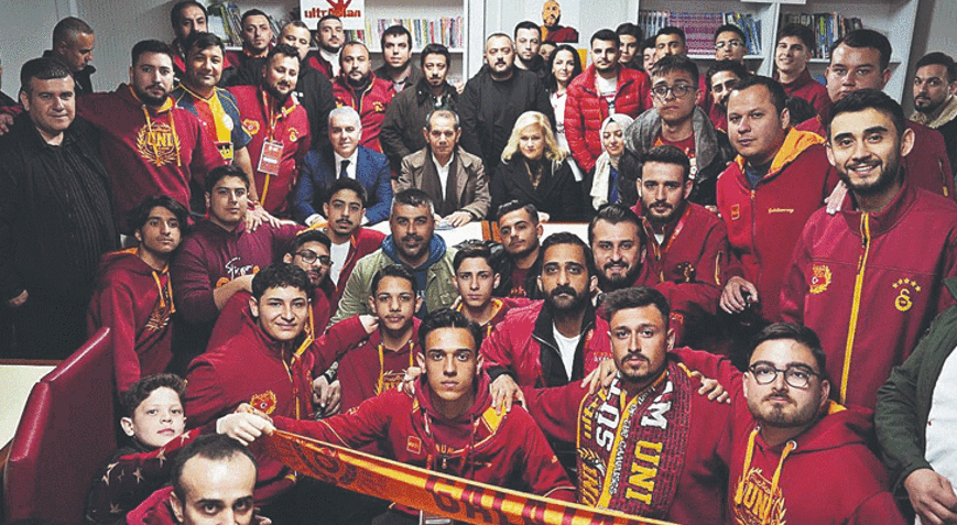 Galatasaray Başkanı Dursun Özbek Kahramanmaraş'ta Depremzedelerle İftarda Buluştu