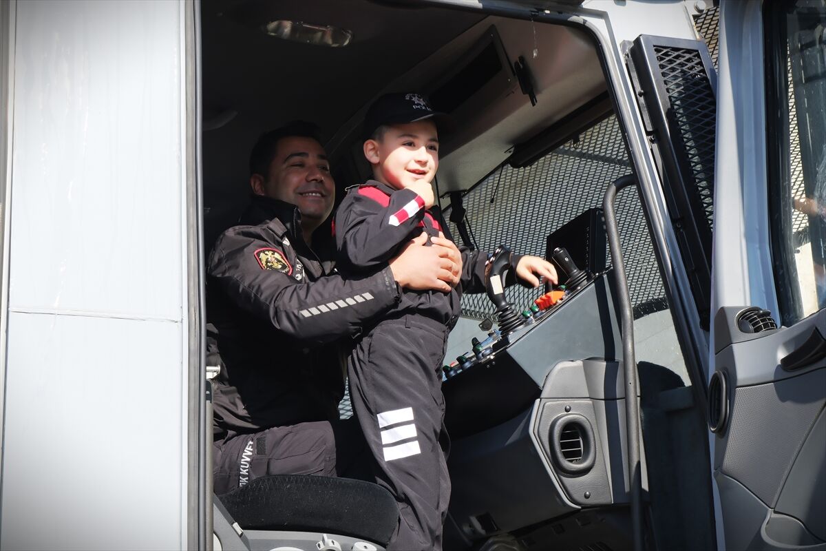 A A 20260303 40718910 40718905 M E R S I N D E D M D H A S T A S I C O C U G U N P O L I S O L M A H A Y A L I B I R G U N L U G U N E G E R C E K O L D U