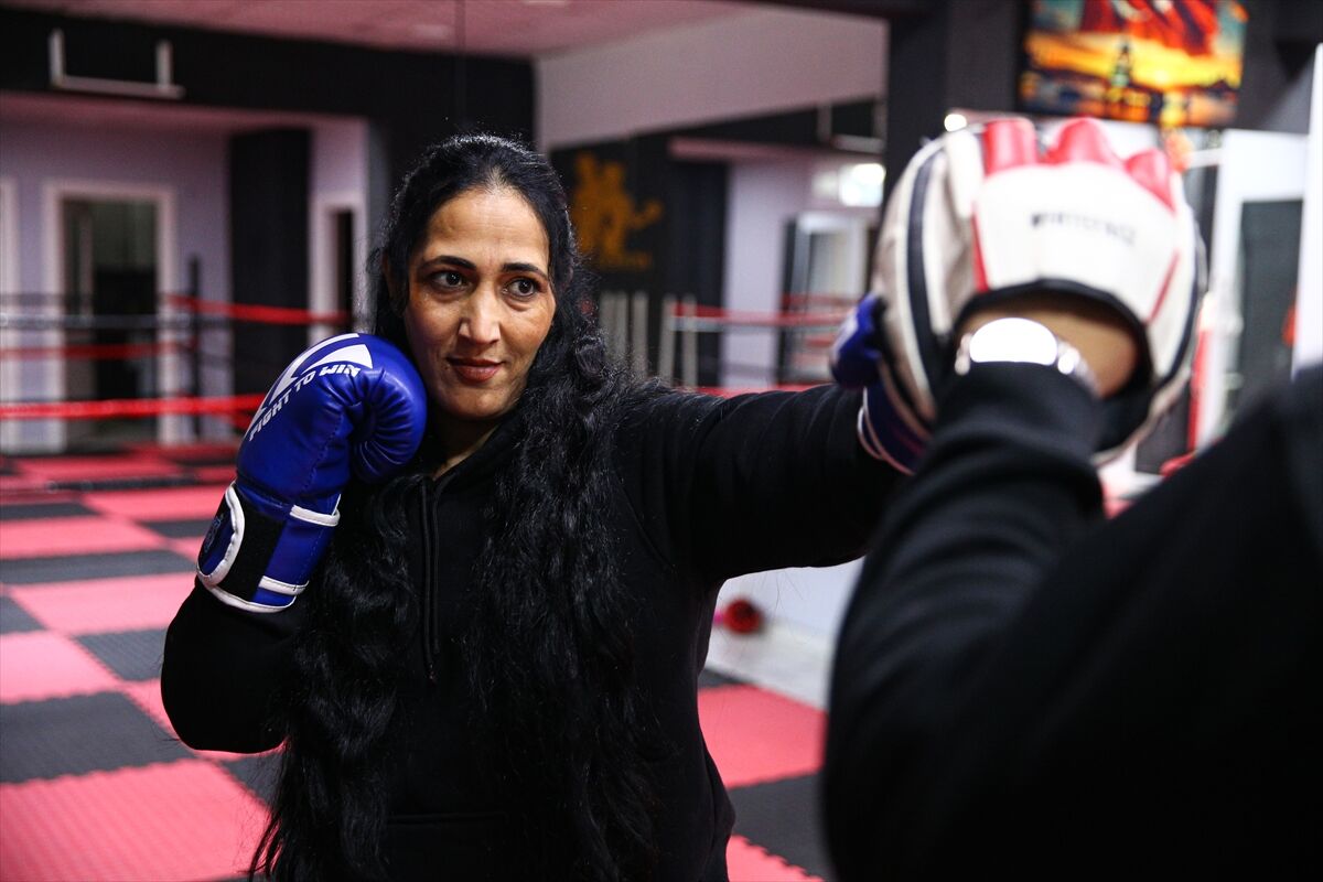 A A 20260306 40746699 40746689 R I N G E C I K A N A D A N A L I K A D I N L A R H E M S T R E S A T I Y O R H E M S A V U N M A T E K N I K L E R I N I O G R E N I Y O R