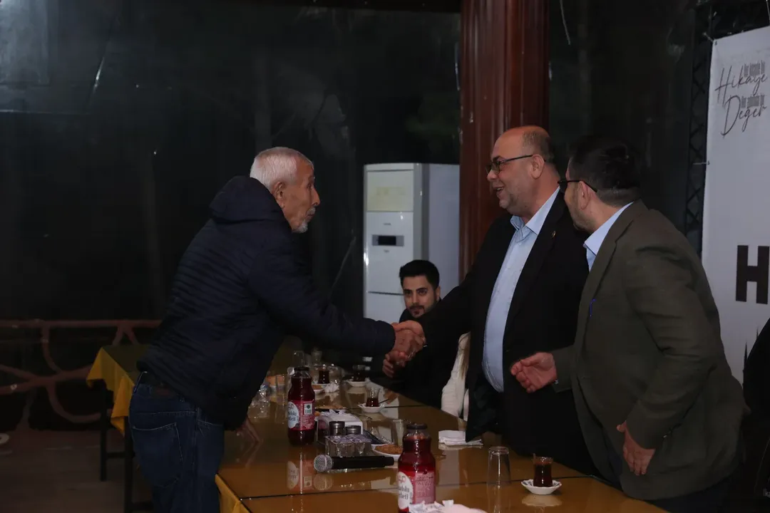 Amatör Spor Kulüpleri̇ İle İftar Sofrasinda Bi̇r Araya Geldi̇kbelediye Başkanımız Sn. Mehmet Akpın (3)