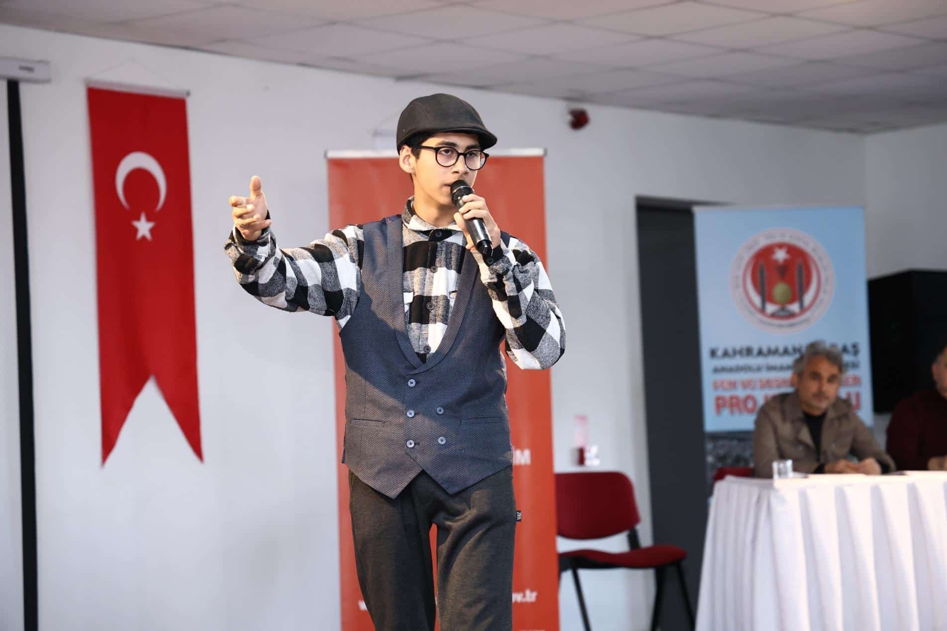 Edebiyatın Başkentinde Şiir Rüzgârı Esti