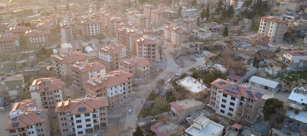 İsa Divanlı Mahallesi’nde Dönüşüm Hızlandı