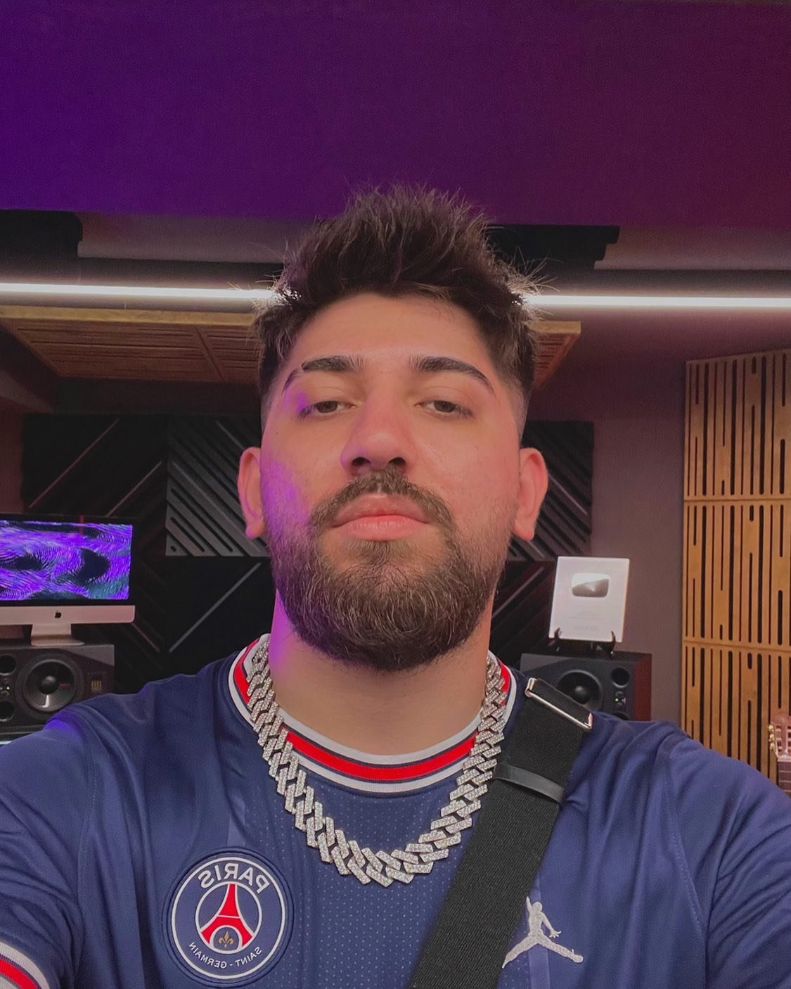 Vahap Canbay Kimdir? Rapçi Canbay Kaç Yaşında, Nereli? İşte Hayatı ve Kariyeri