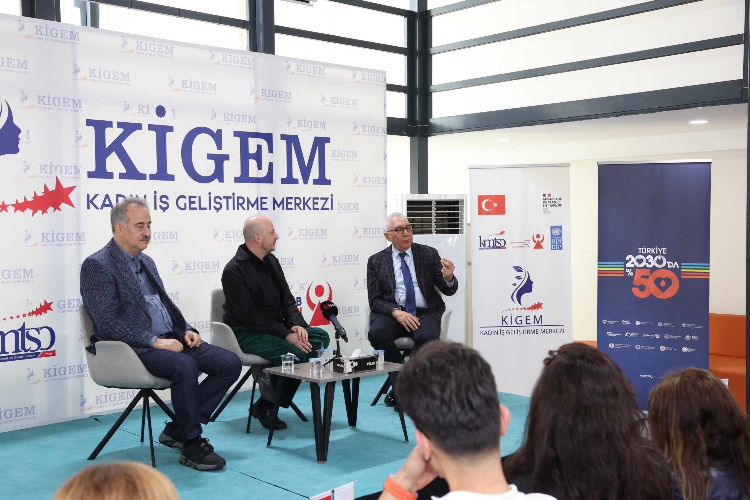 "Dünya Tedaviye Uyum Günü"nde Kahramanmaraş'ta Farkındalık Zirvesi