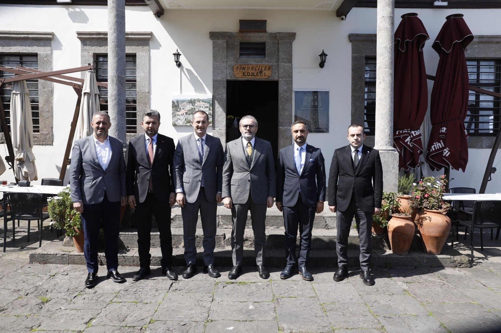 Mahir Ünal’dan Tarihi Ortamahalle’ye Ziyaret: Çalışmalar Yerinde İncelendi