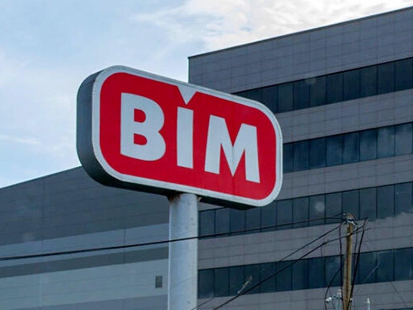 BİM 3 Nisan Cuma Aktüel Ürünler Kataloğu: Paşabahçe Çay Takımı, Tefal Rondo ve Bıçak Seti