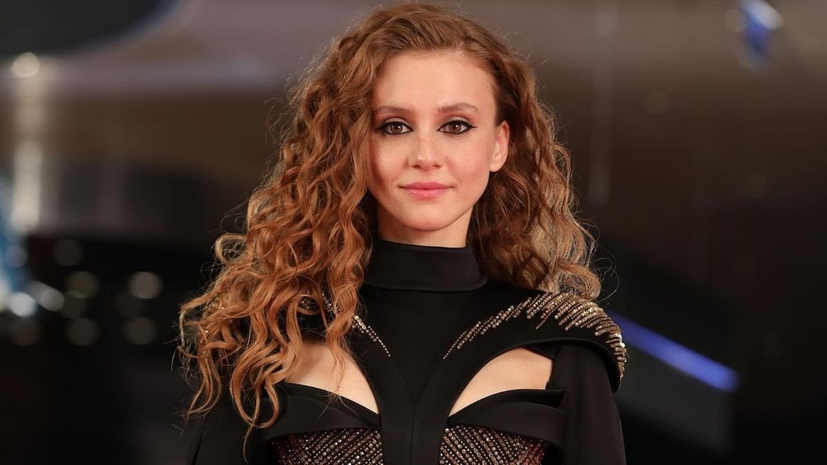 Ahsen Eroglu Kimdir Ahsen Eroglu Kac Yasinda Ve 17806167 4690 Amp