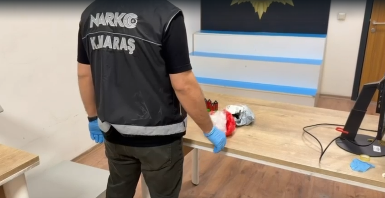 Kahramanmaraş'ta Zehir Tacirlerine Dev Vurgun: 5 Milyon TL'lik Madde Ele Geçirildi!