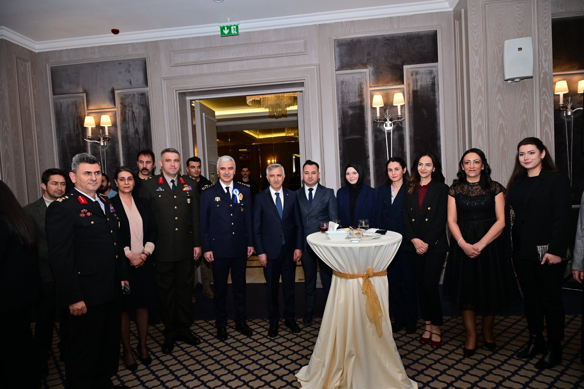 H Fn T3 S Xo A Ajw Hs