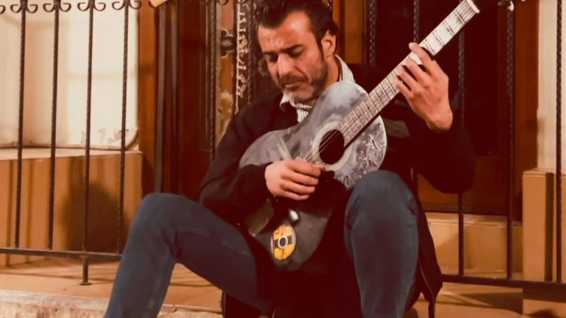 Riza Tamer Kimdir Ve Neden Gundem Oldu Sesiyle Sosyal Medyayi Karistiran Eski Popstar Yarismacisi