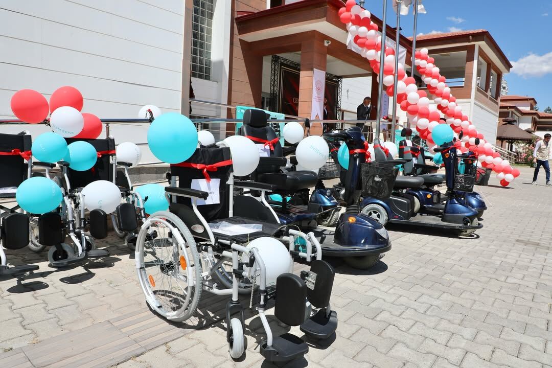 Dulkadiroğlu Kaymakamımız Sayın Hicabi Aytemür, Kahramanmaraş Aile Ve Sosyal Hizmetler İl Müdürl (2)