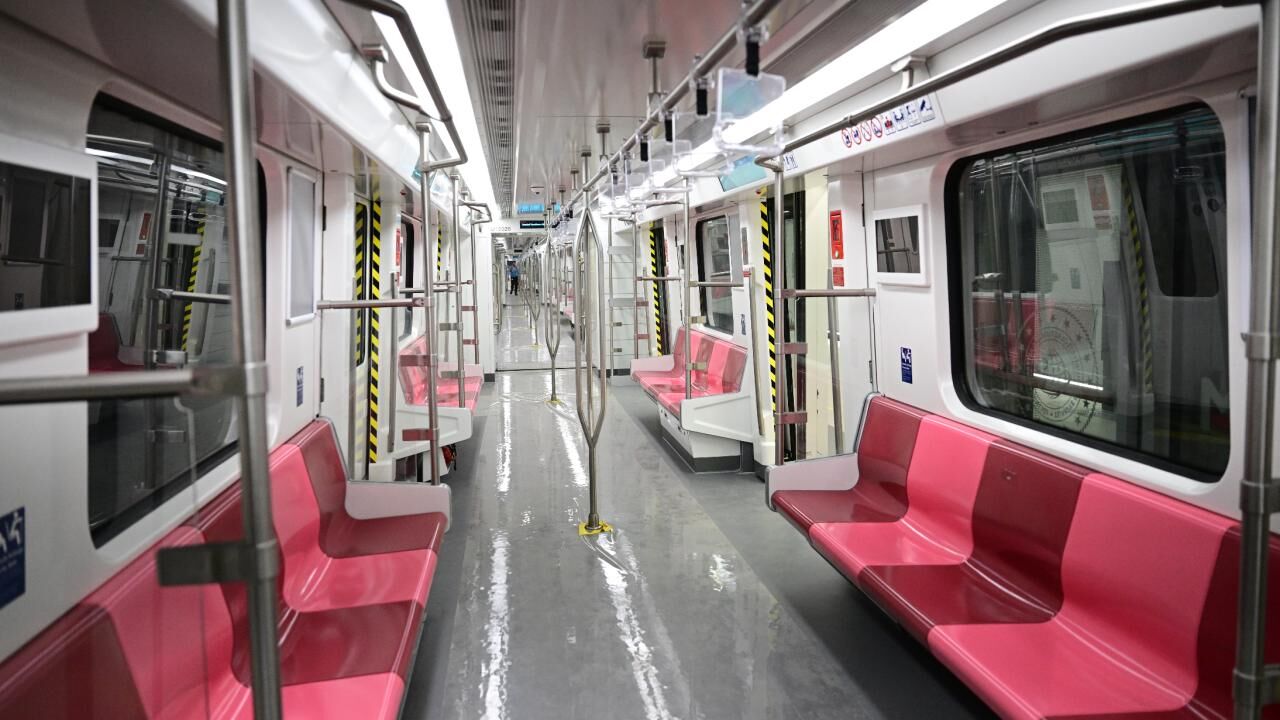 Metro 2470010