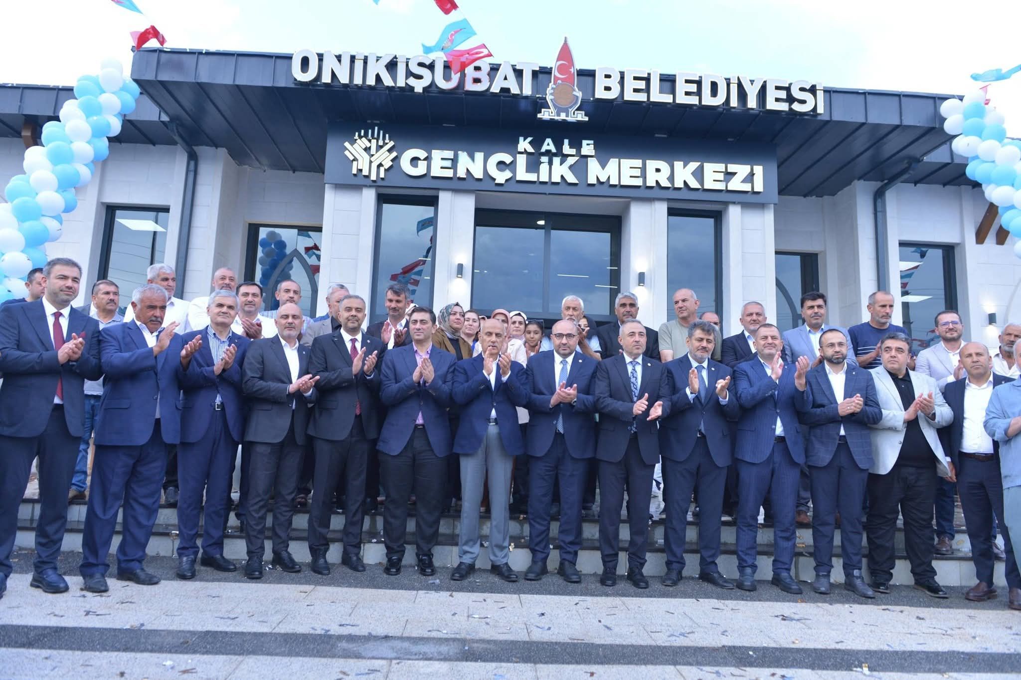 Oni̇ki̇şubat Kale Açiliş (1)