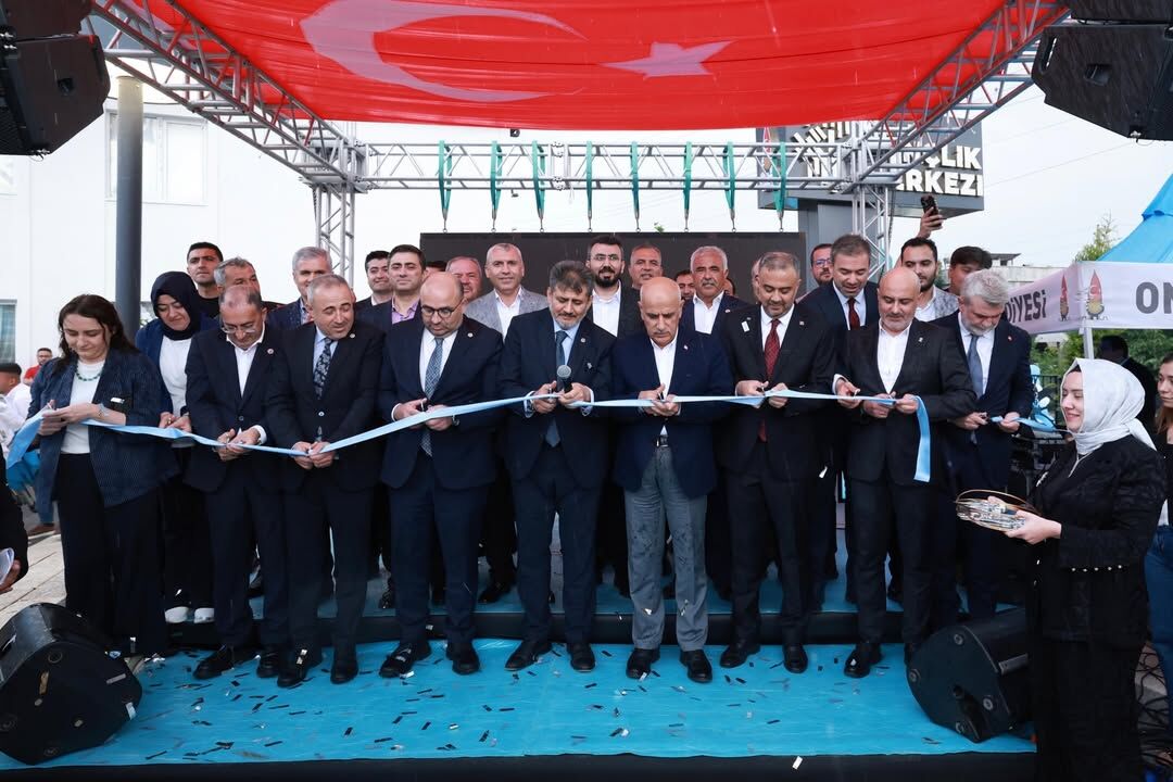 Oni̇ki̇şubat Kale Açiliş (9)