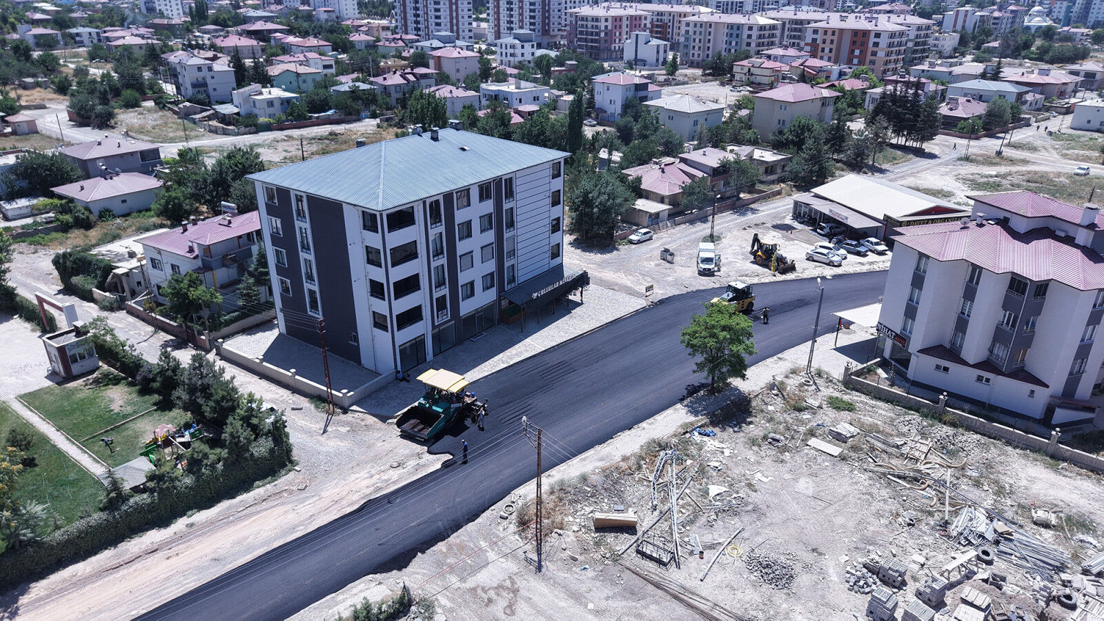 Elbistan Kumbet Caddesi 1