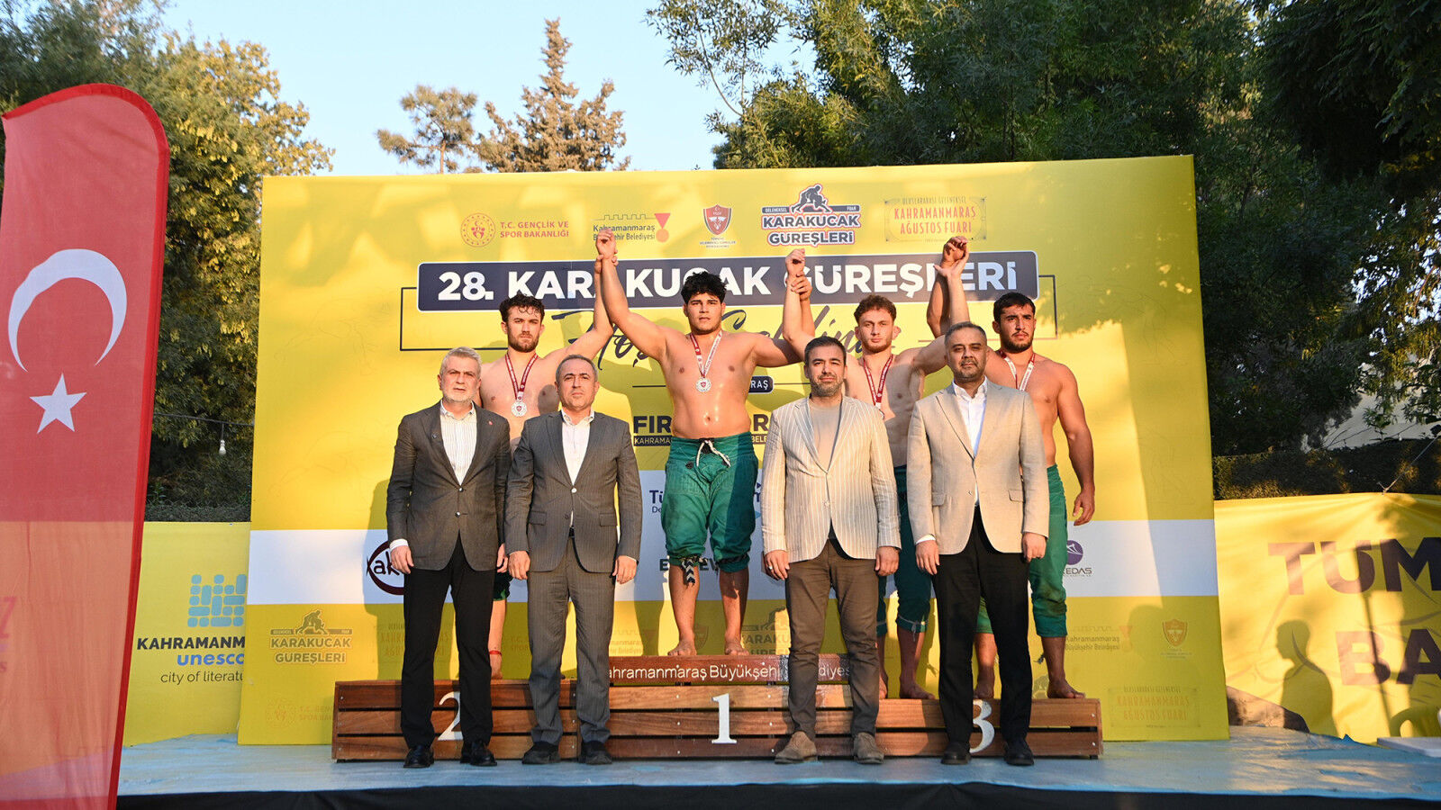 Fuar Guresi 10