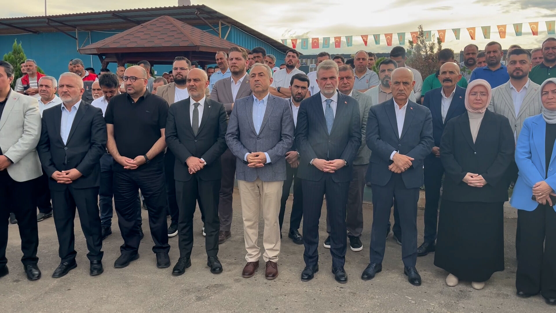 Maraş Oni̇ki̇şubat Araç Fi̇losu Veki̇ller1