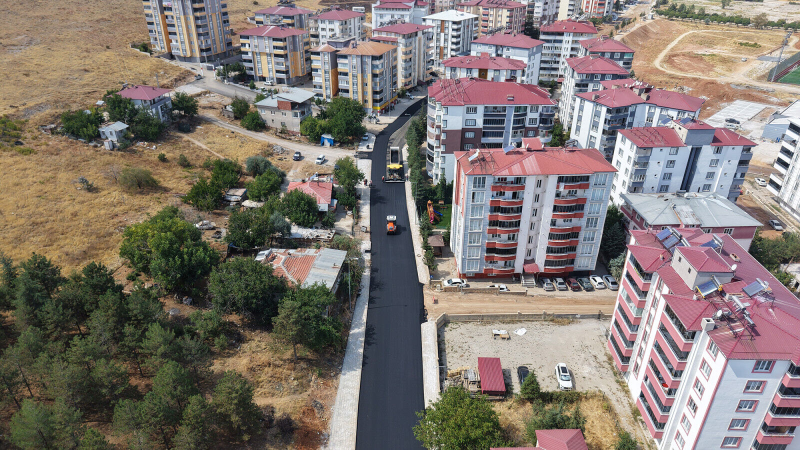 Afşin'de Ulaşım Standartları Yükseliyor: Atlas Caddesi Yenileniyor