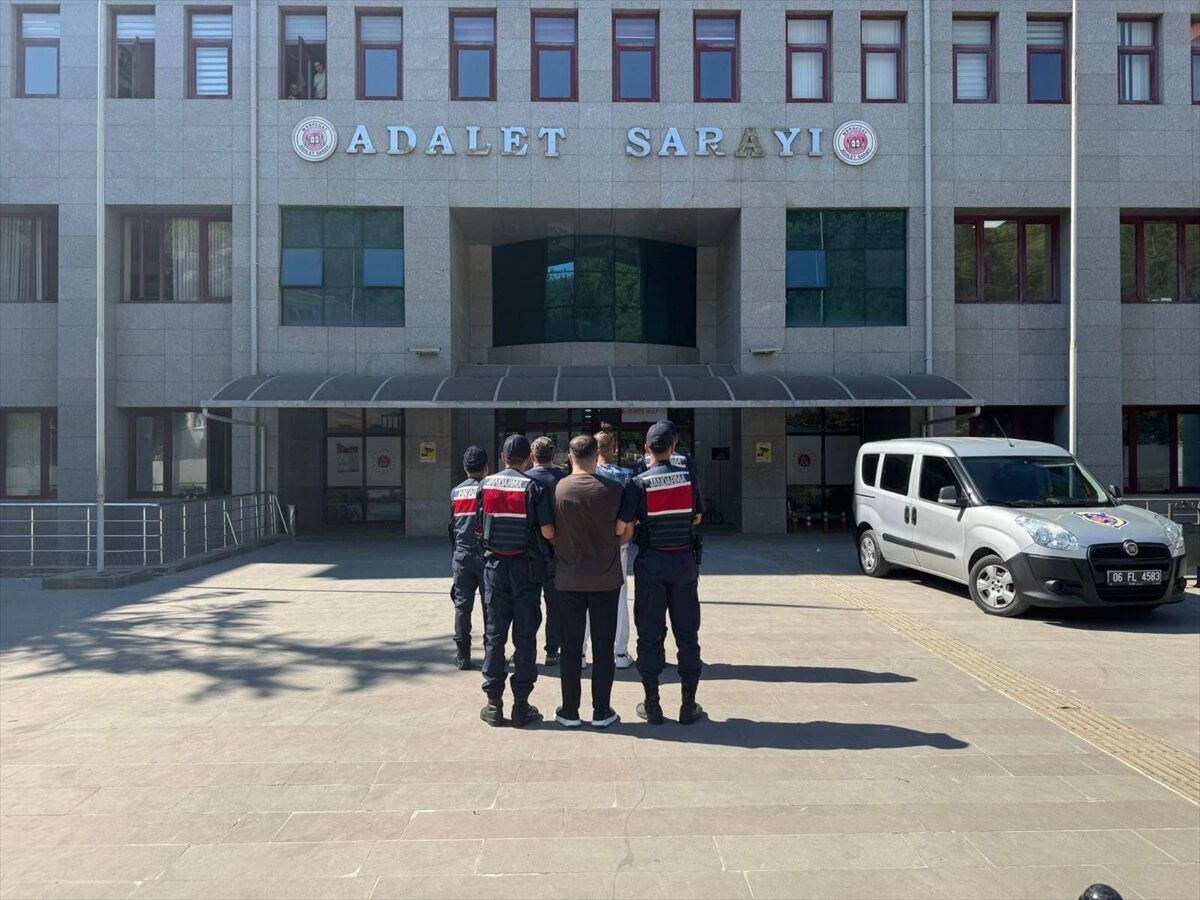 Antalya'da insan ticareti operasyonunda 6 şüpheli gözaltına alındı
