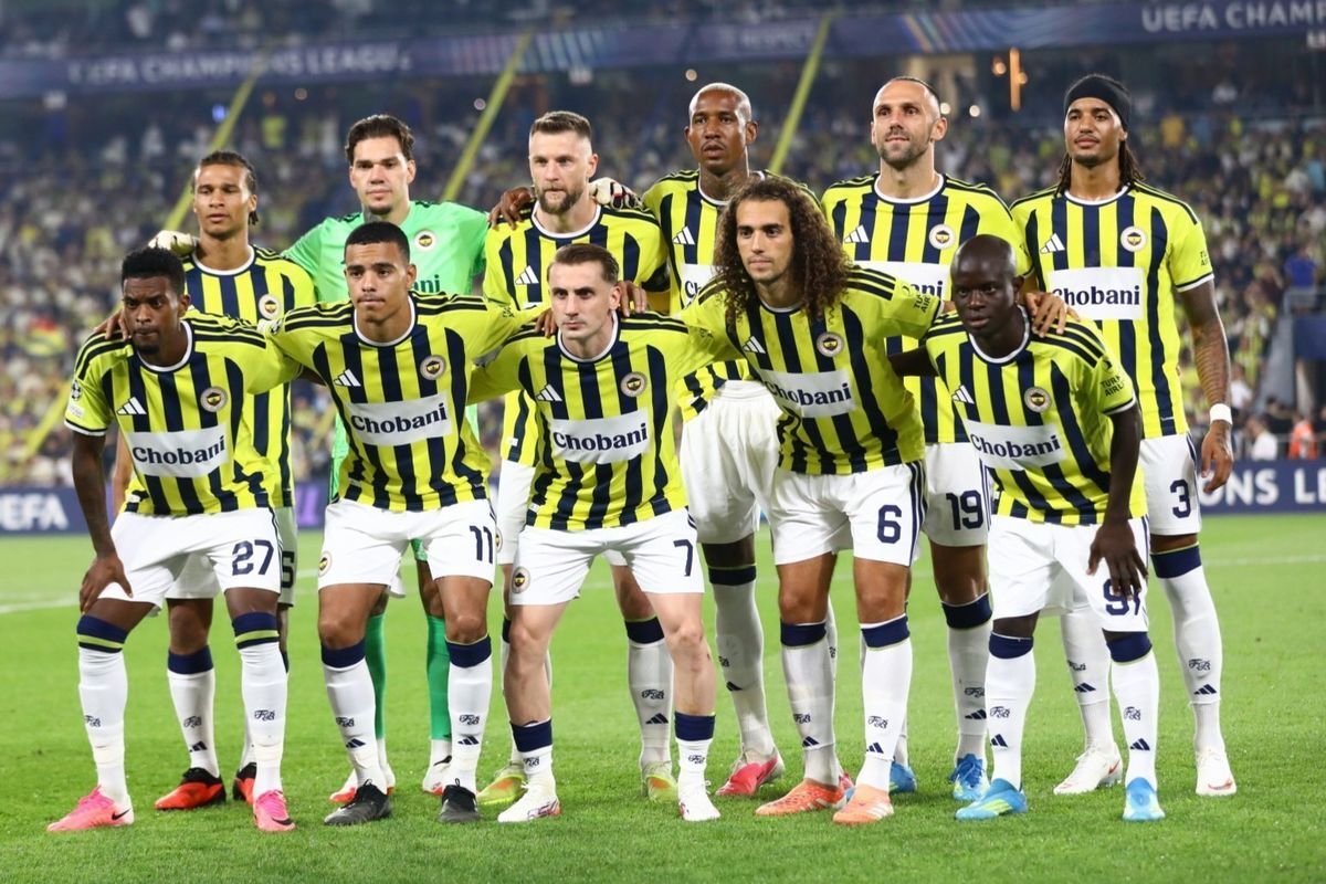 Fenerbahce Uefa Sampiyonlar Ligi Ne Roma Maci 20221079 Amp