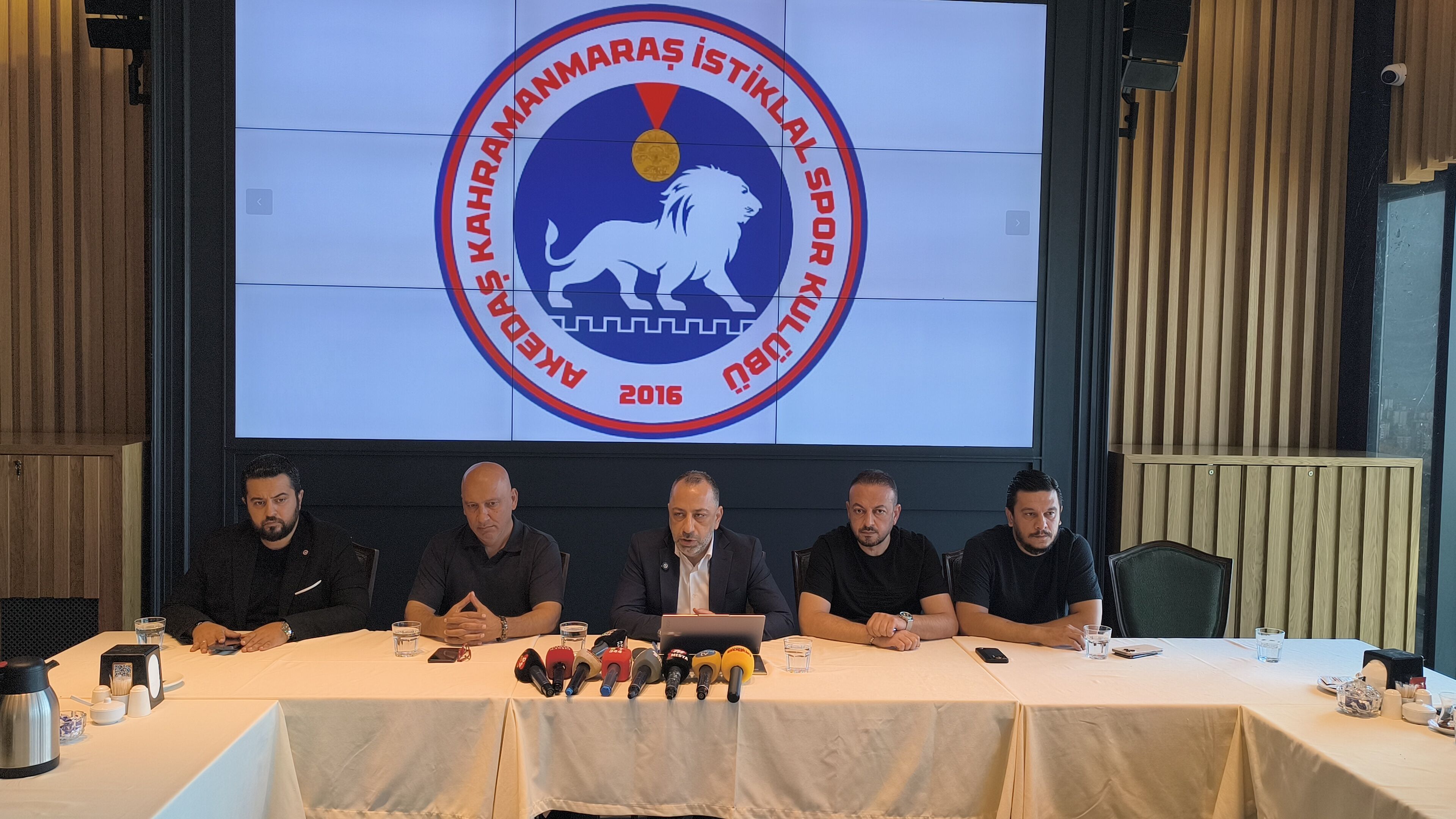 İsti̇klalspor Basin Toplantisi (19)