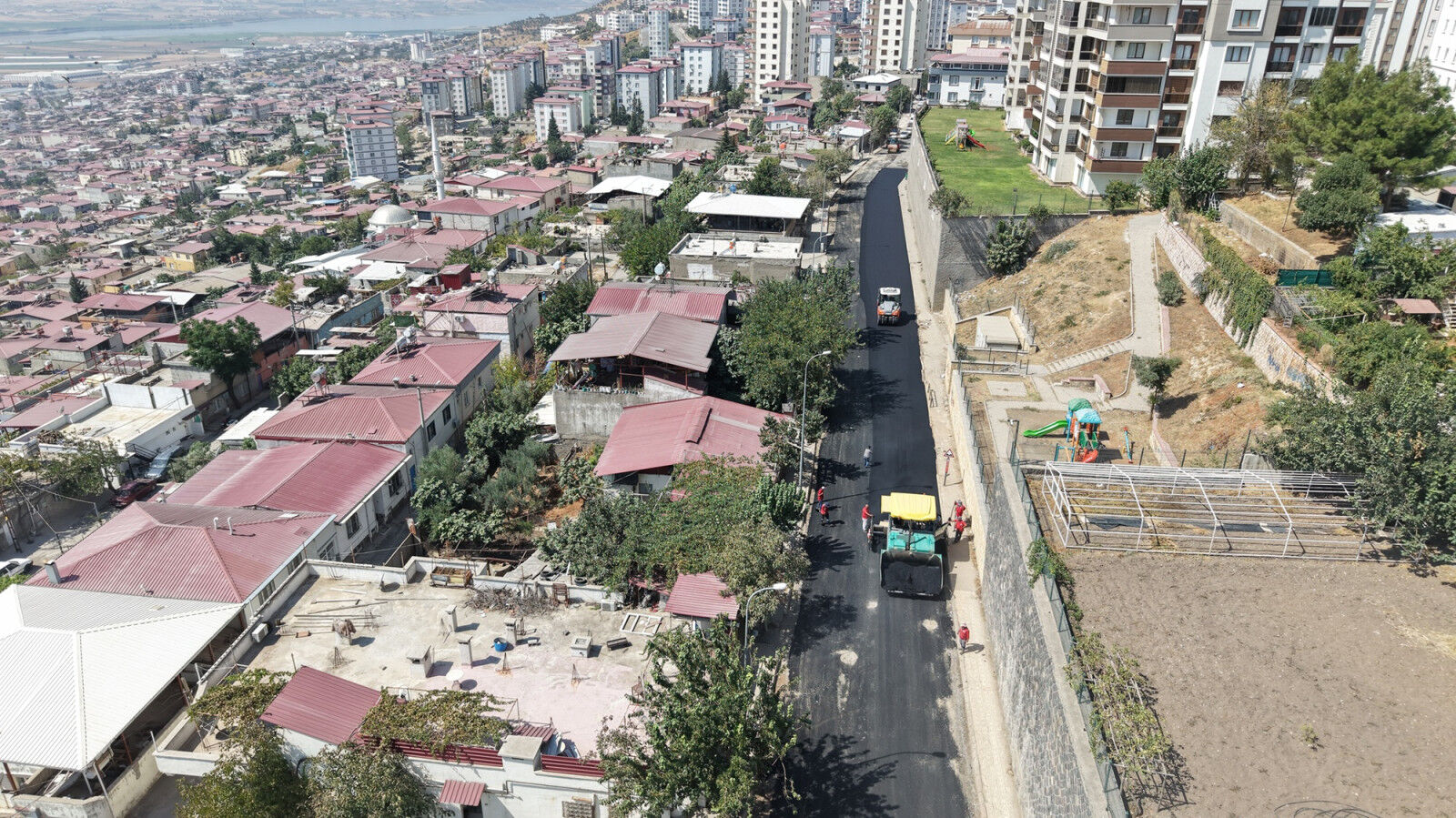 Katip Celebi Caddesi 1 (1)