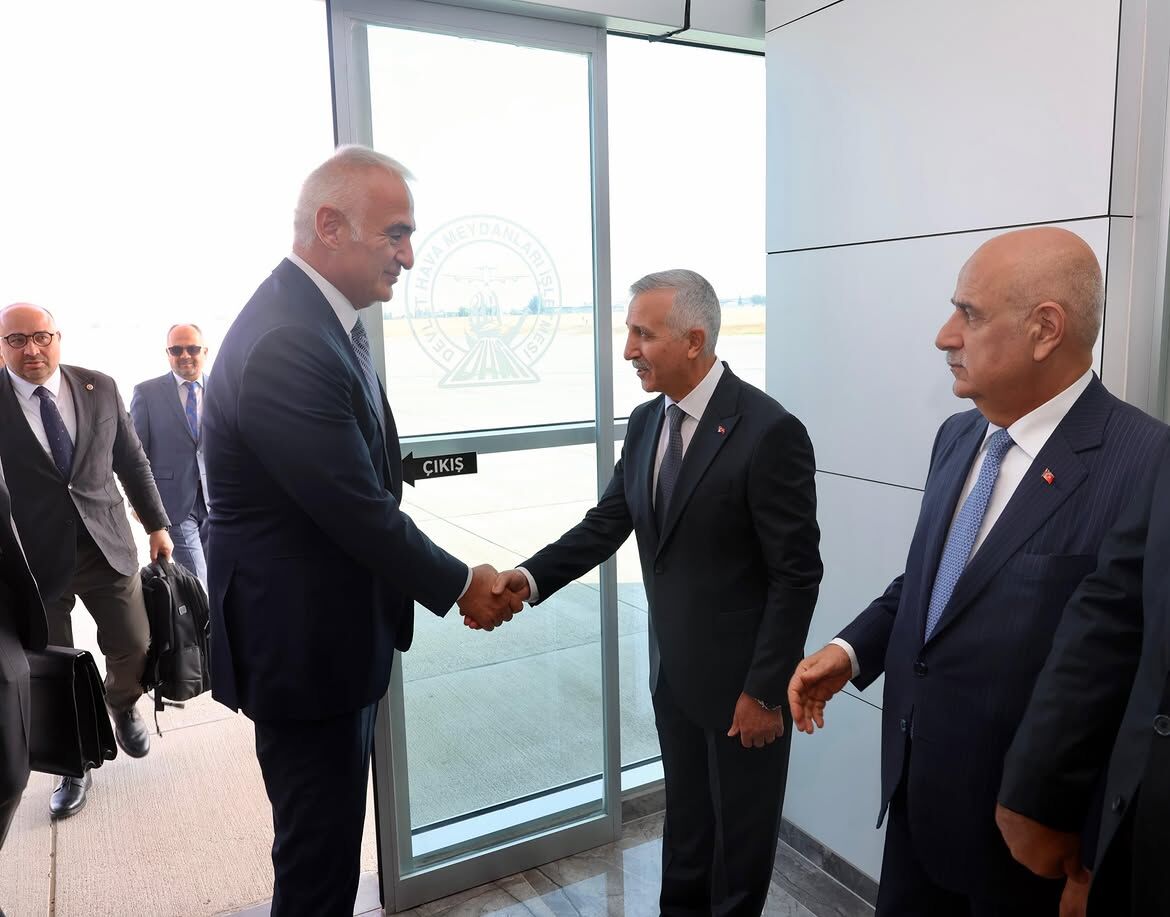 Kültür Ve Turizm Bakanı Sayın Mehmet Nuri Ersoy, Valiliğimizi Ziyaret Ettibir Dizi Temas Ve Ince