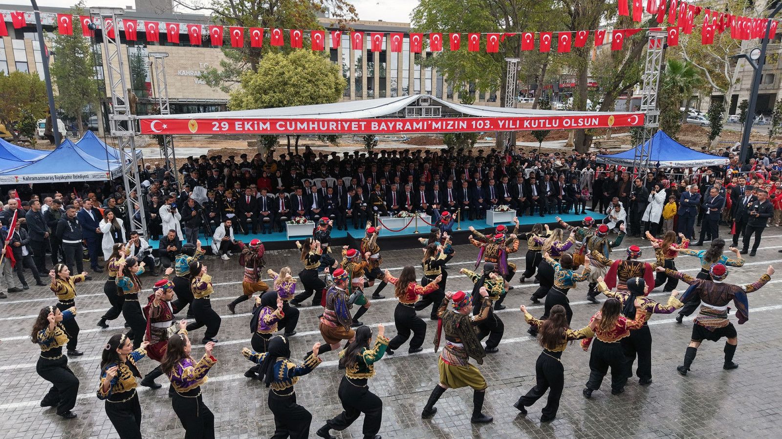 29 Ekim Cumhuriyet Bayrami 1