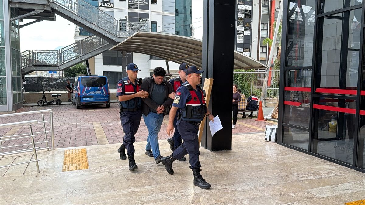 Alanya'da Kuşlara İşkence Yapıp Sosyal Medyada Paylaşan Zanlı Tutuklandı!