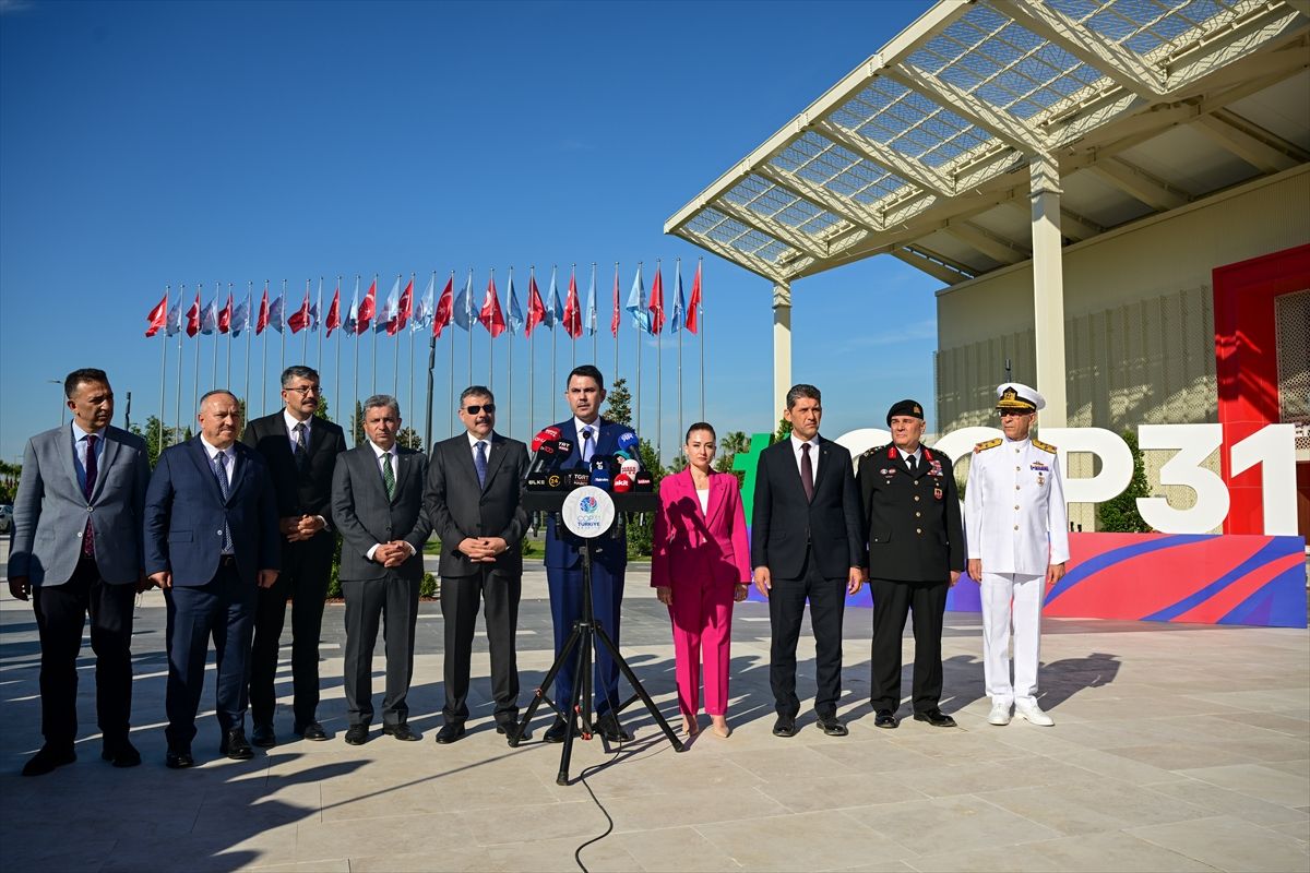 Bakanlar Kurum ve Çiftçi COP31'in Yapılacağı Alanda İncelemelerde Bulundu