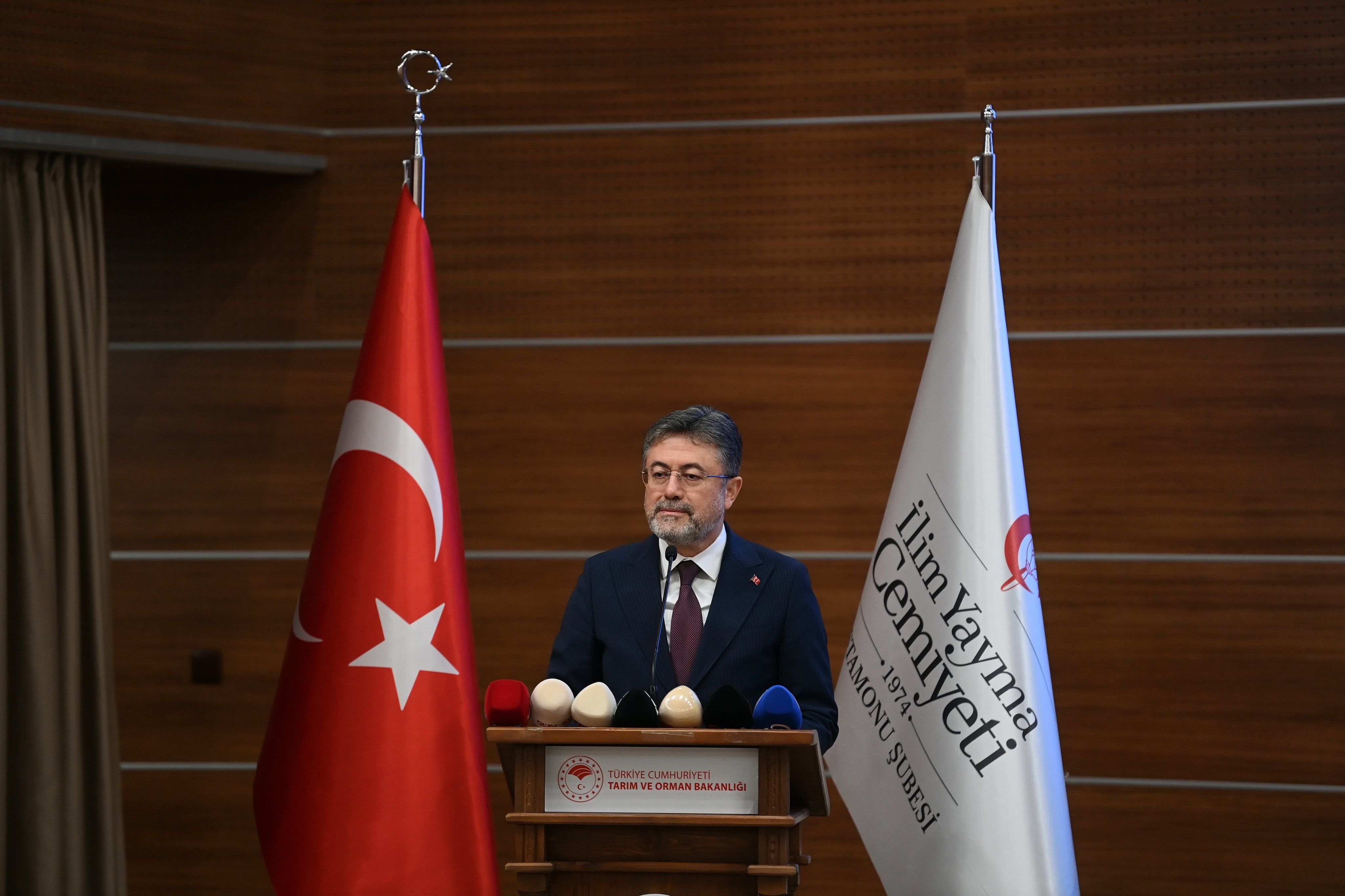 Bakan Yumaklı Kastamonu'da Şehit Şerife Bacı Şiir Yarışması Ödül Törenine Katıldı