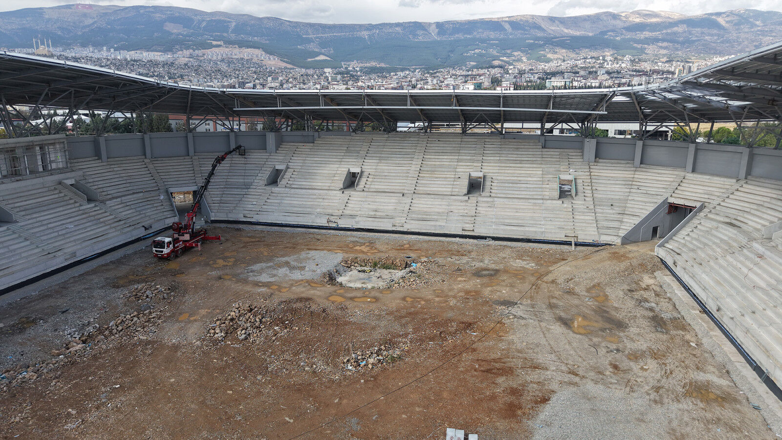 Kahramanmaras Stadyumu11 (1)