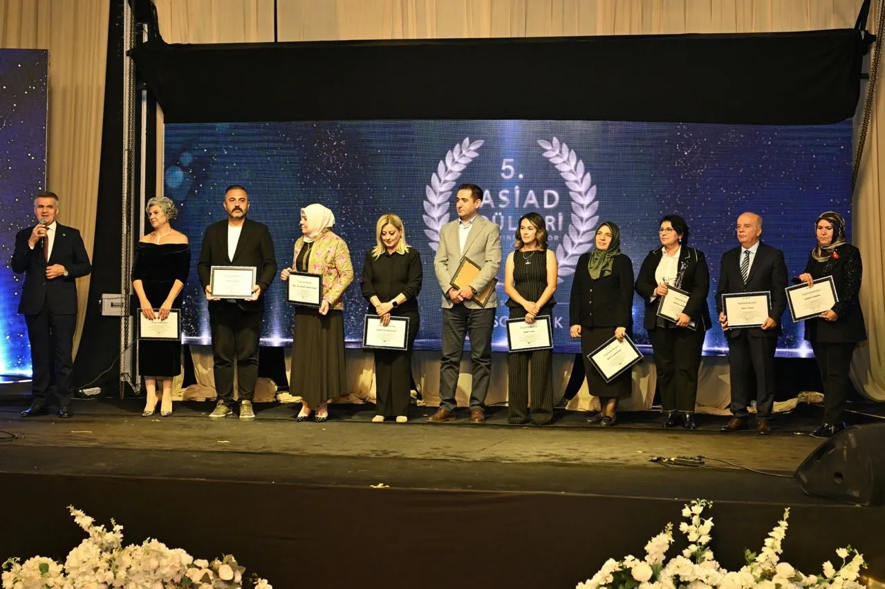 Kahramanmarasta 5 Kasiad Odulleri Sahiplerini Buldubuyuk 1000062319