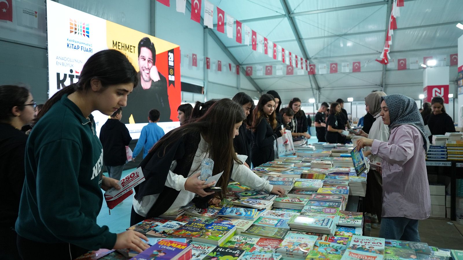 Kitap Fuari 10