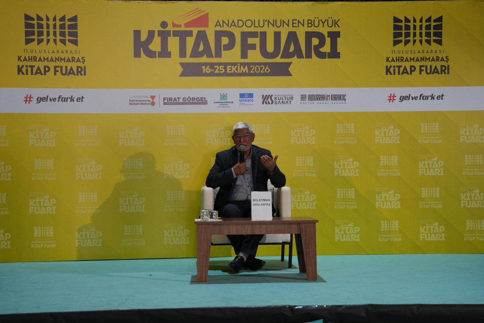 Kitap Fuarı’nda Orta Doğu Zirvesi! Süleyman Arslantaş KAFUM’da Konuştu