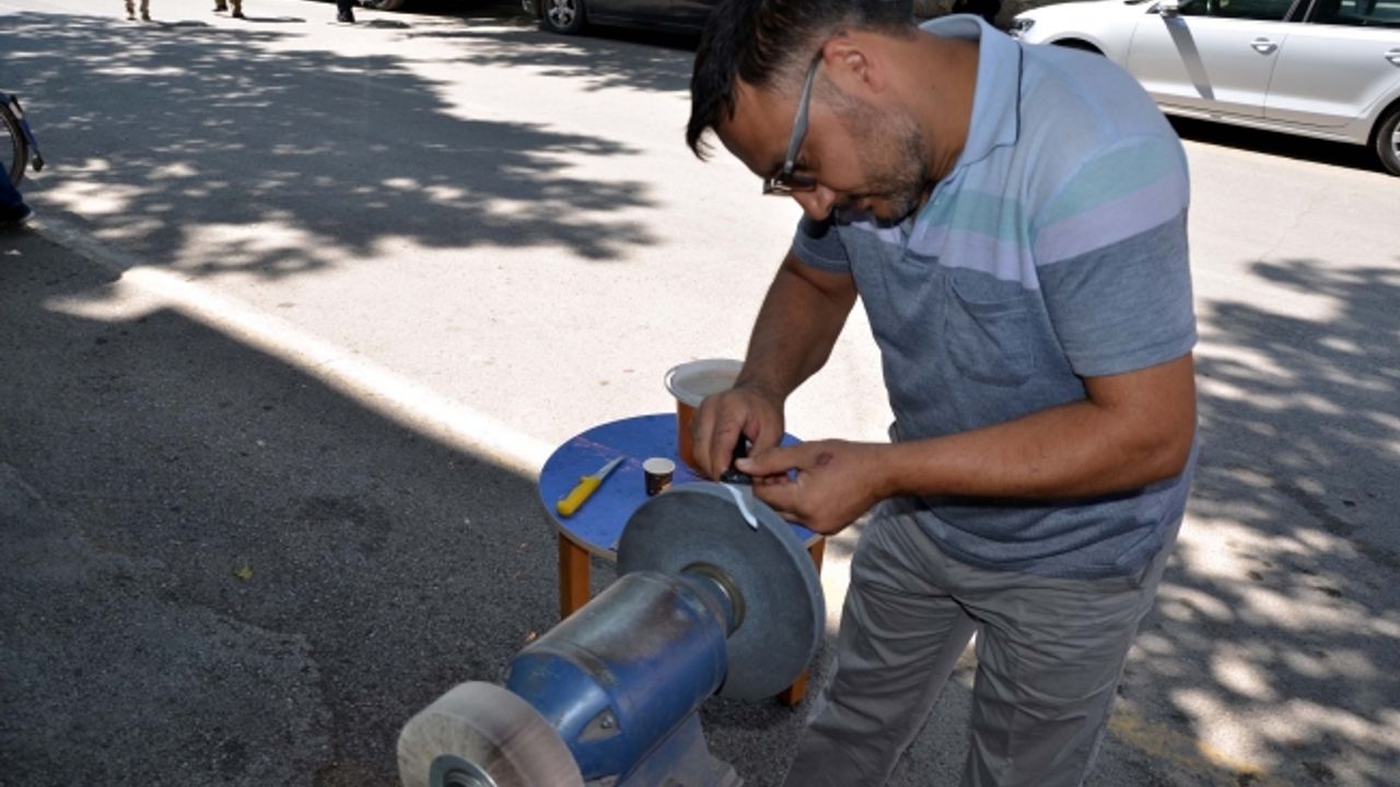 Bıçaklar Kurban Bayramı için biliyor