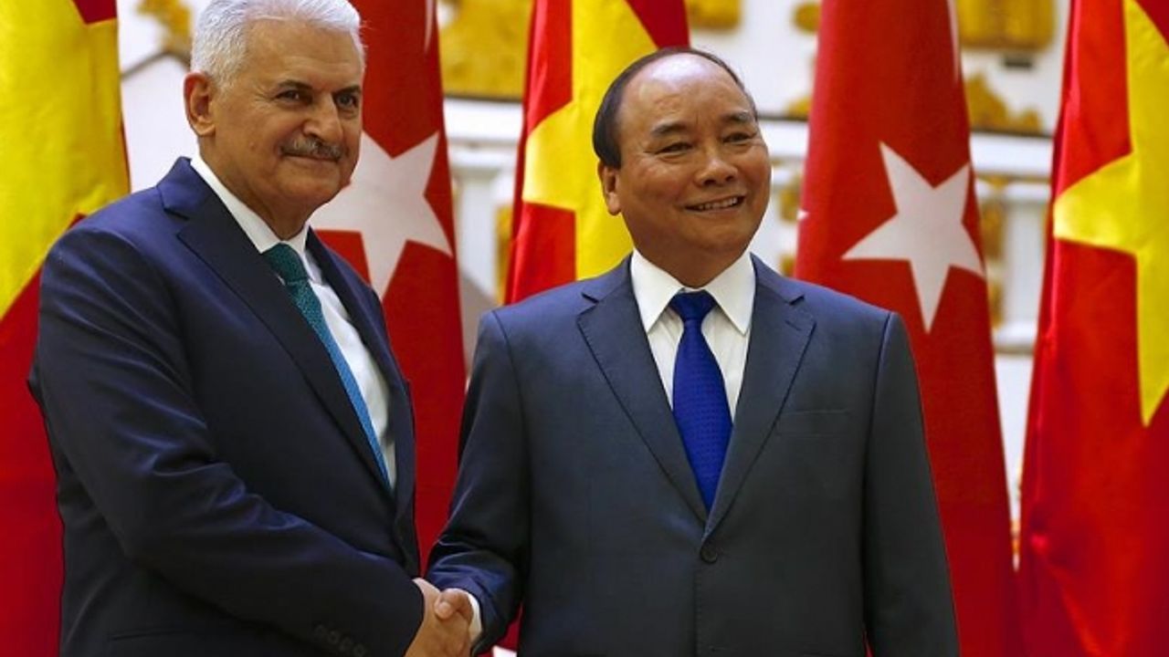 'Vietnam ile ilişkileri her alanda geliştirme kararlılığındayız'