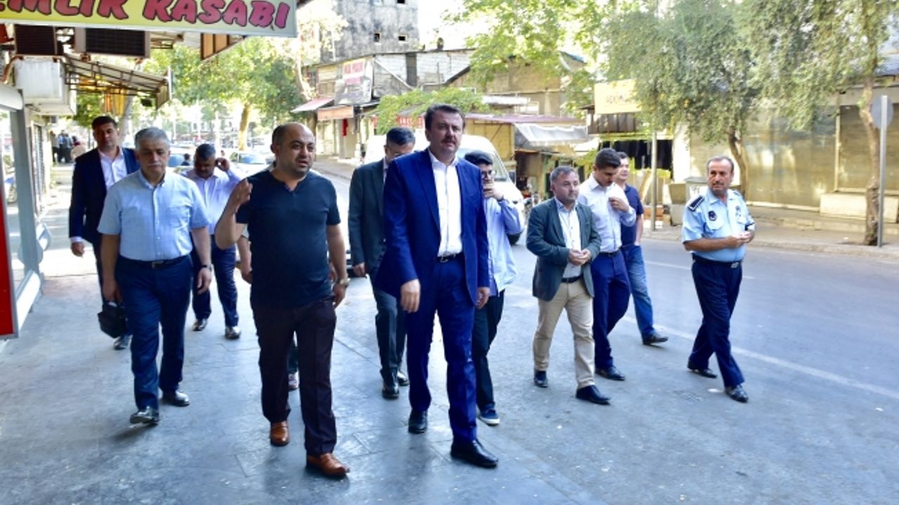 Başkan Erkoç’tan inceleme ve esnaf ziyareti